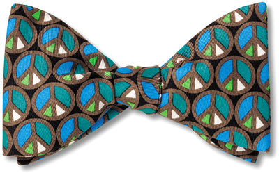 Fred Pre-tied Bow Tie