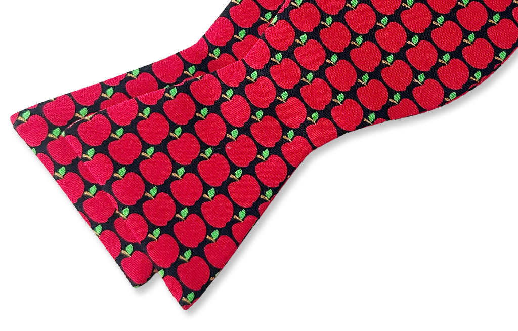 Apple Orchard Bow Tie