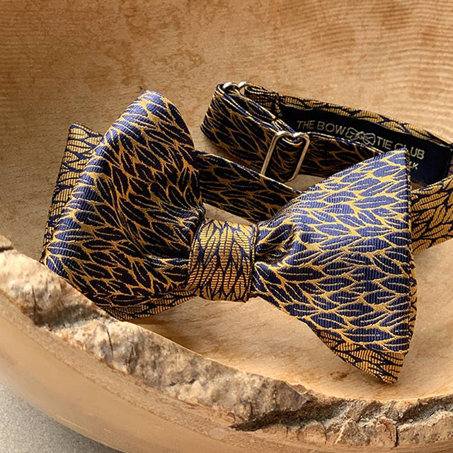 Golden Laurel Reversible Bow Tie