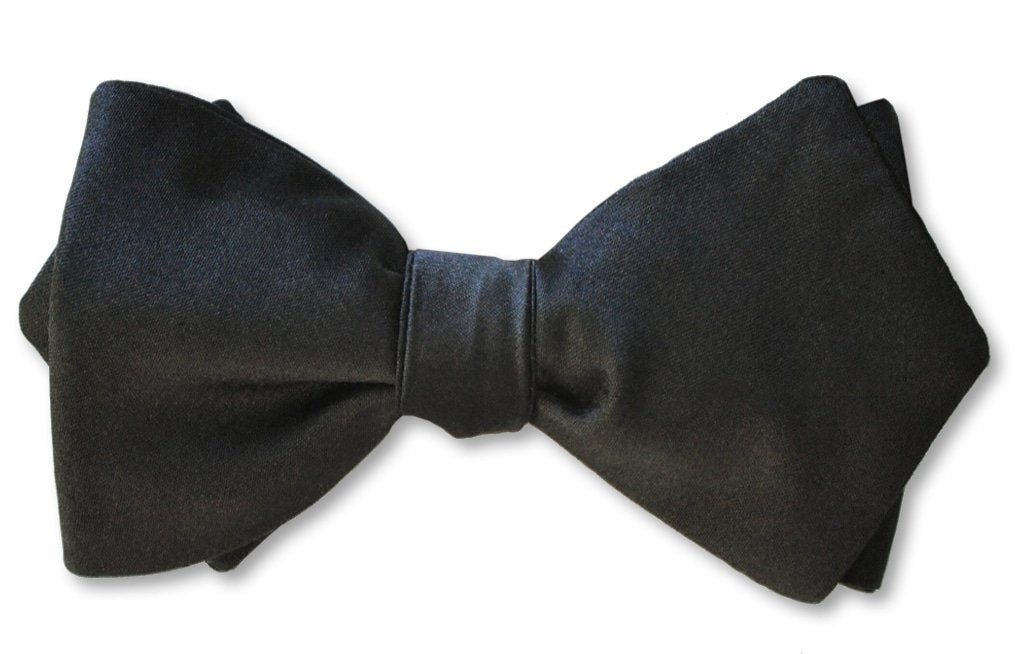 Black Satin Diamond Point Pre-tied