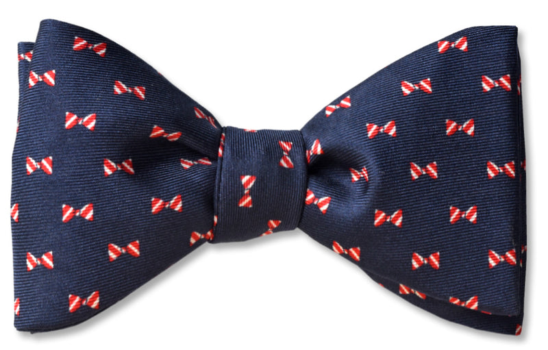 Bow on Bow Navy Bow Tie