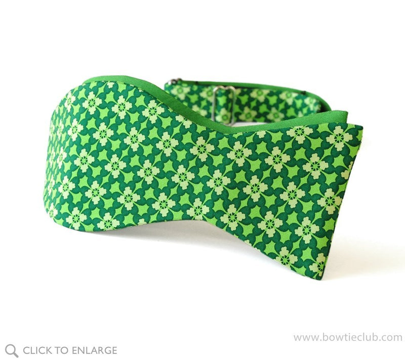 Green Clover St Patrick's Day two sided pre-tied bow tie