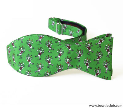 Prancer Reindeer Christmas Bow Tie In Green self tie