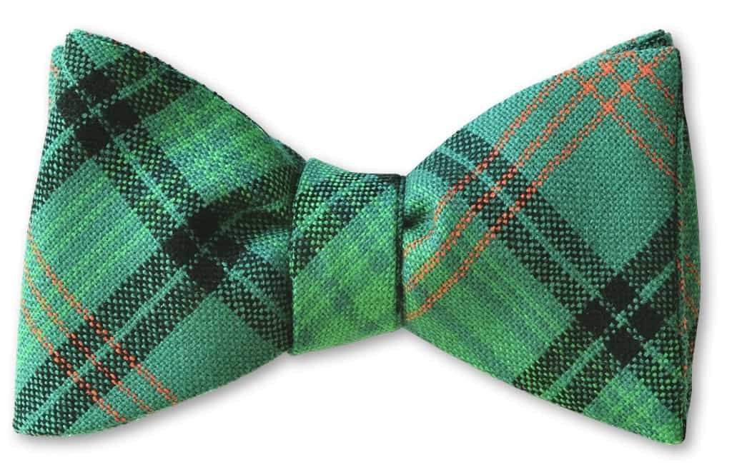 Macnaughton Hunting Tartan Bow Tie