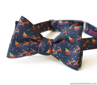Starry Night Blue Christmas Sleigh Ride Bow Tie with neckband showing