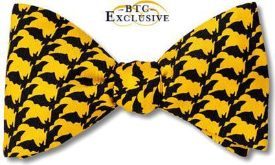 Halloween bat bow tie